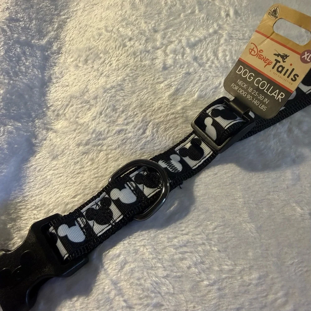 Disney Tails x-large dog collar - black and white Mickey Mouse heads - new